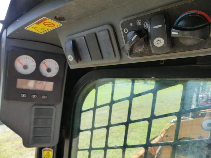 caterpillar-299c-image-14