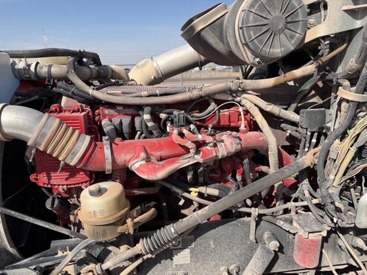 2011-peterbilt-386-image-15