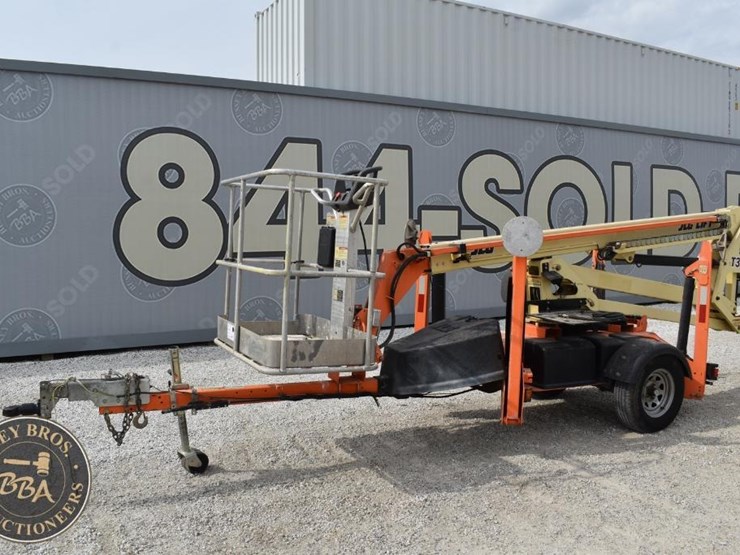 2018-jlg-t350-image-2