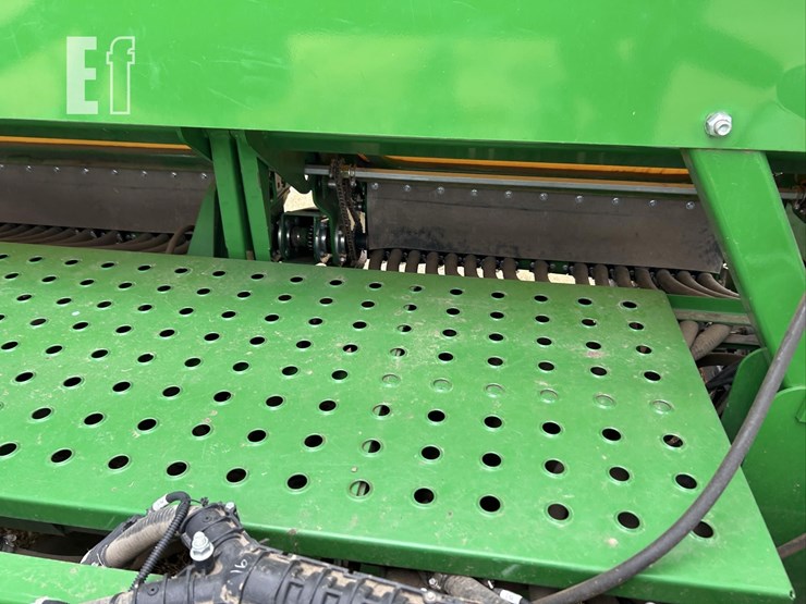 2014-john-deere-1990ccs-image-56