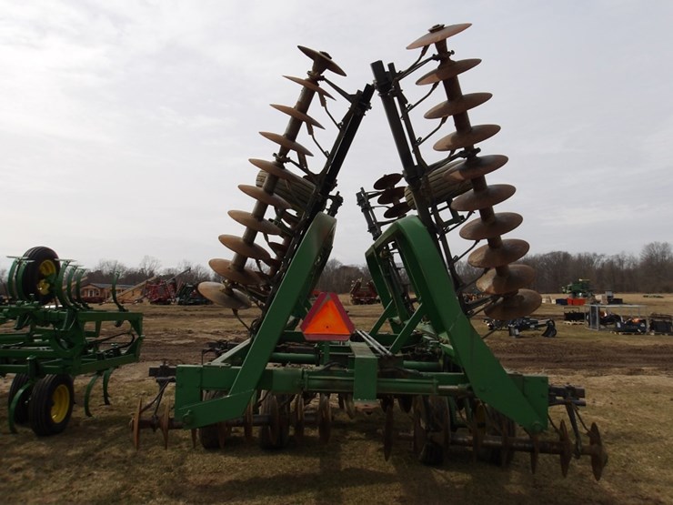 #7359-•-25'-john-deere-disc-image-9
