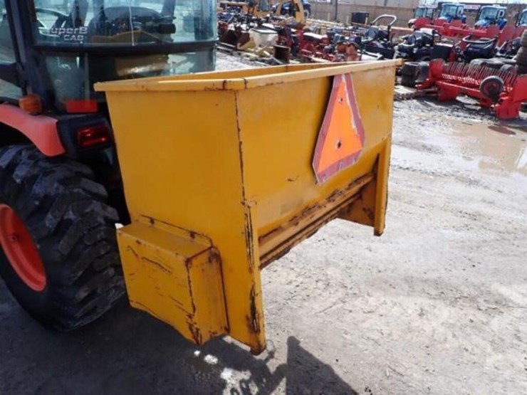 2017-kubota-b2650hsd-image-41