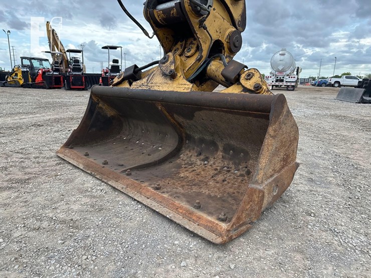 2008-caterpillar-m322d-image-11