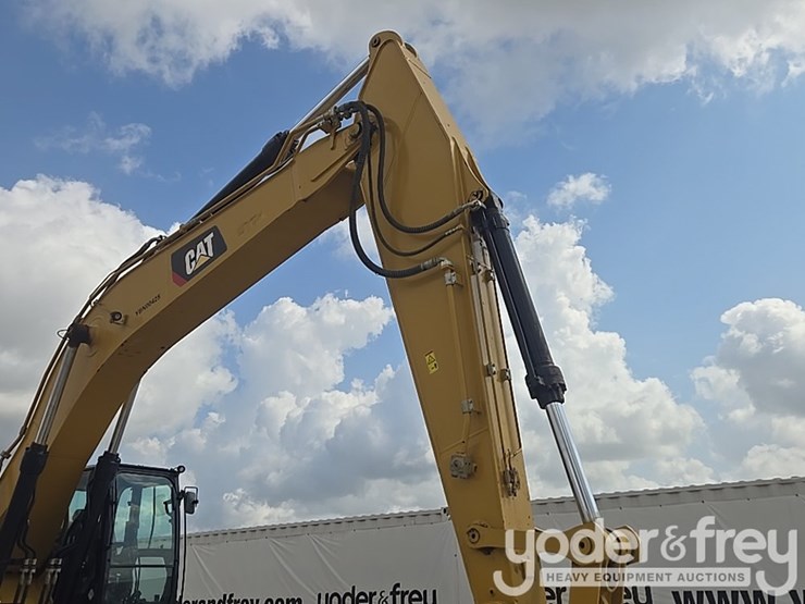 2019-caterpillar-336-image-33