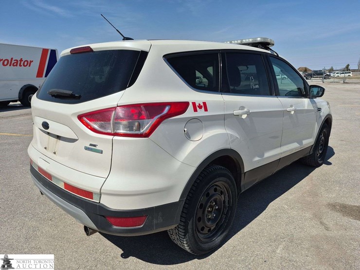 2013-ford-escape-image-5