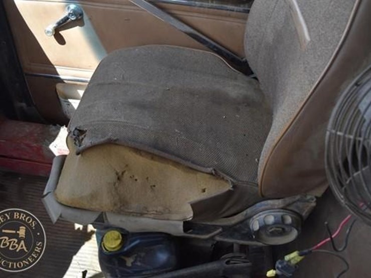 1988-ford-l8000-image-46