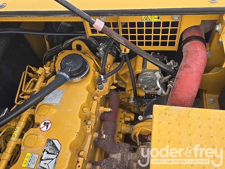 2019-caterpillar-336-image-94