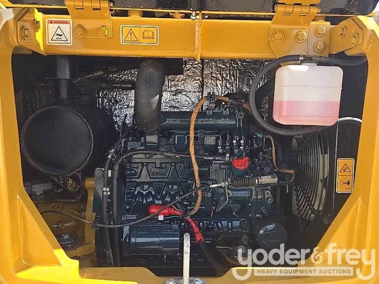 2018-caterpillar-305.5-image-52