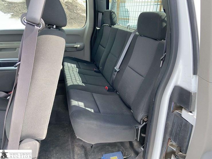 2012-chevrolet-silverado-1500-image-14