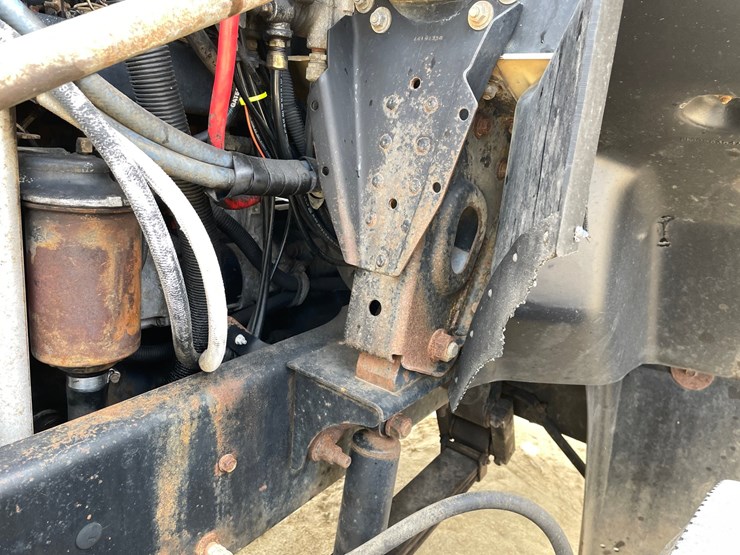 #400-•-1997-mac-ch600-semi-(has-wi-title)-image-50