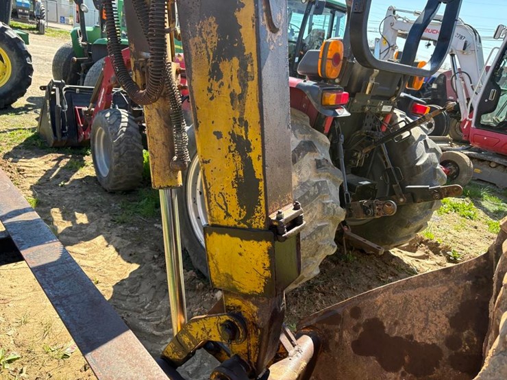 john-deere-410-image-10