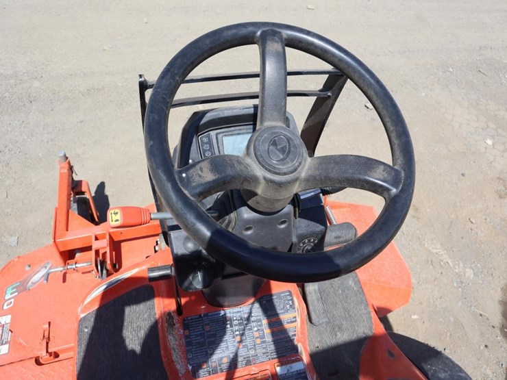 kubota-f3990-image-17