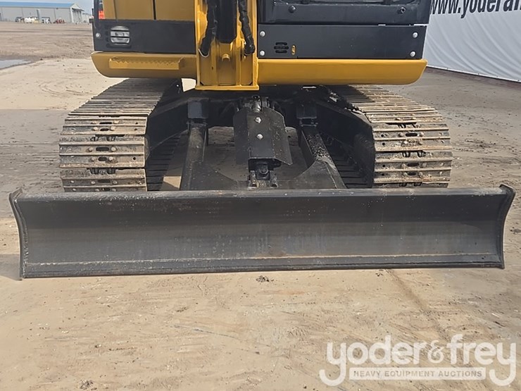 2018-caterpillar-305.5-image-30