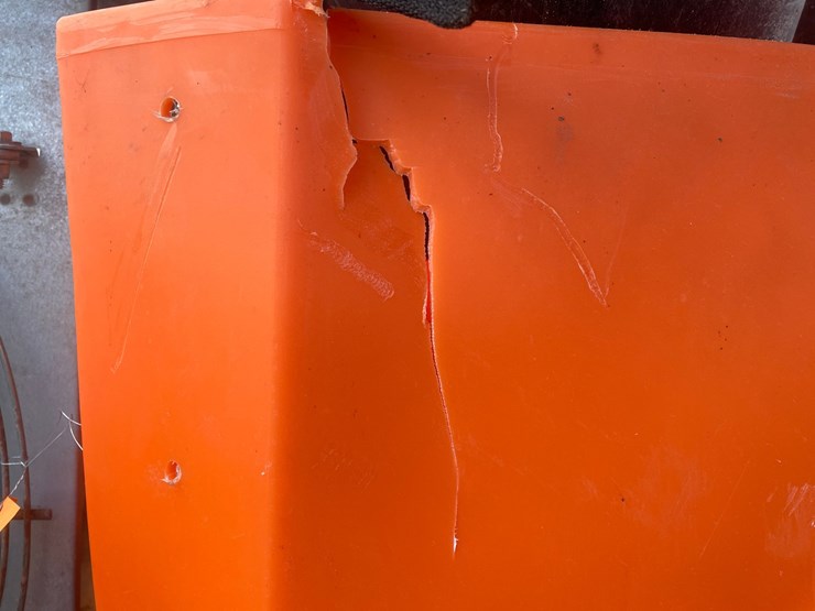 #3957-•-highcroft-feed-cart-image-7