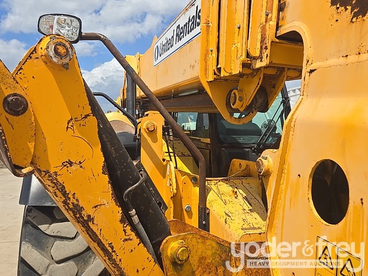 2018-jcb-512-56-image-26