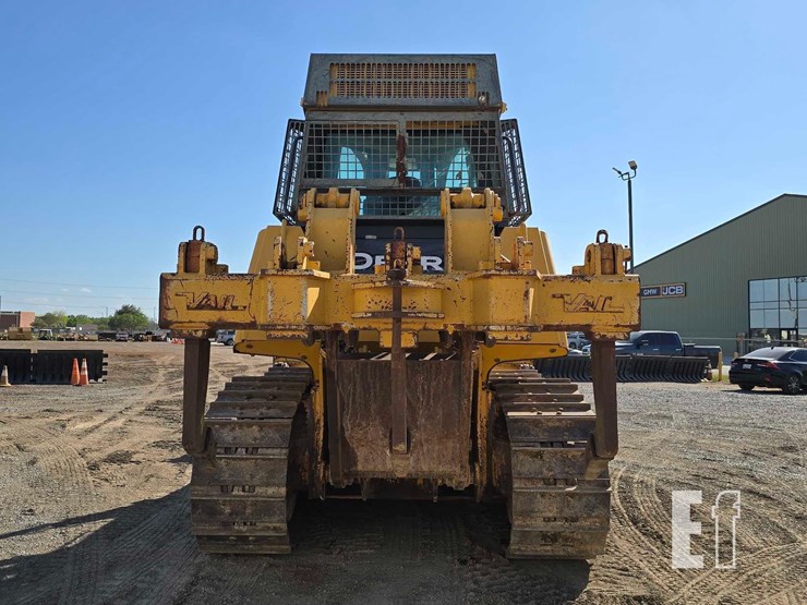 2006-deere-750j-image-8