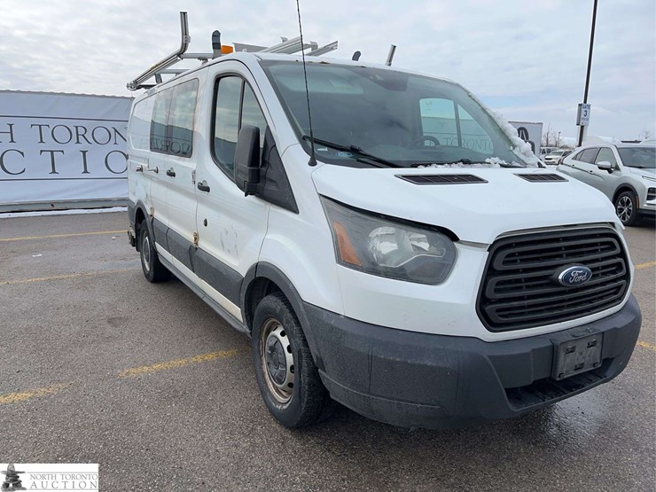 2016-ford-transit-image-3