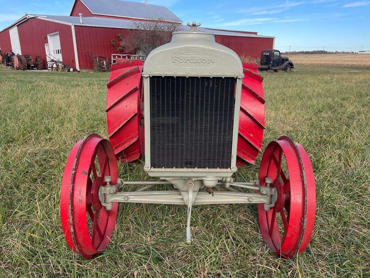 1918-fordson-tractor-image-8