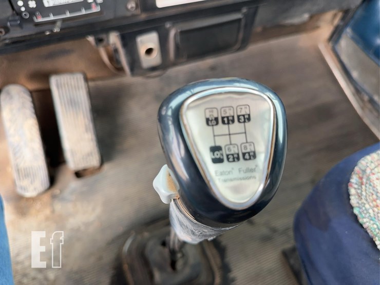 1998-kenworth-t800-image-75