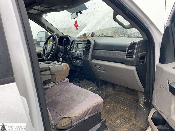 2019-ford-f350-image-19
