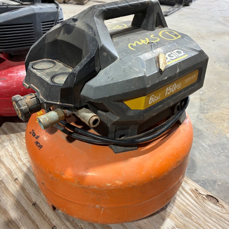 RIDGID AIR COMPRESSOR