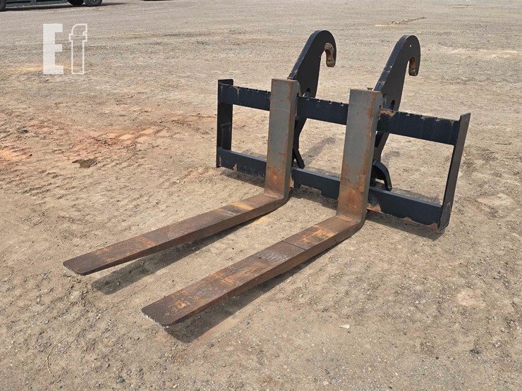 caterpillar-926m-image-1