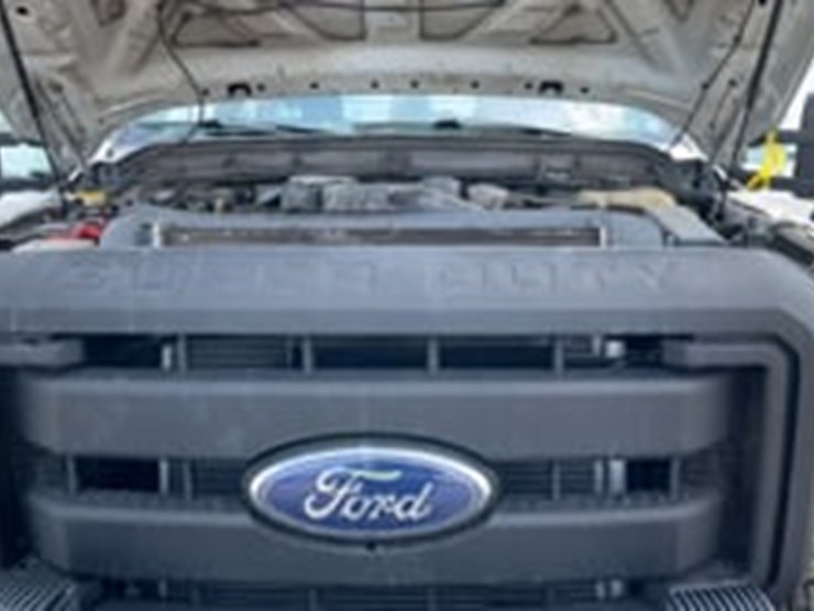 2014-ford-f350-image-9