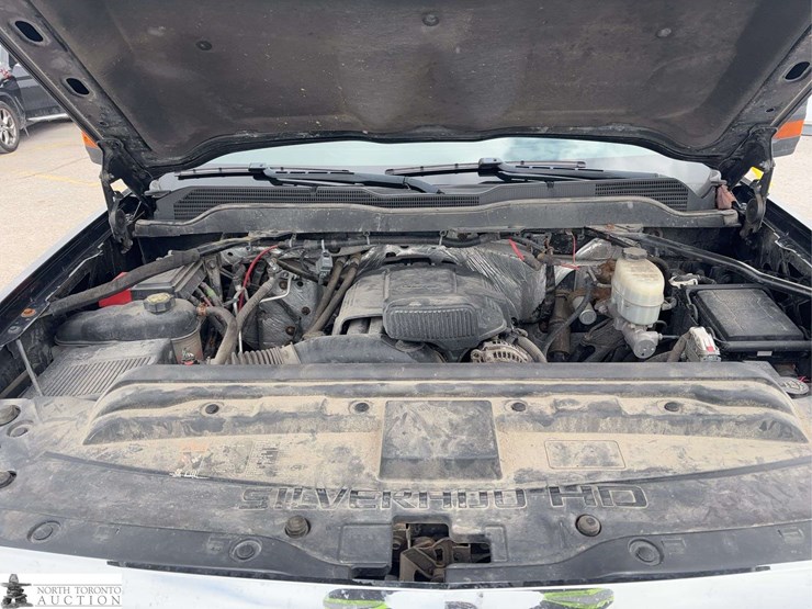 2016-chevrolet-silverado-2500hd-image-10