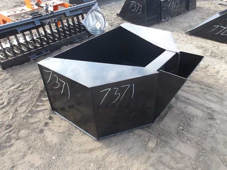 #7371-•-3/4-cy.-concrete-placement-bucket-image-3