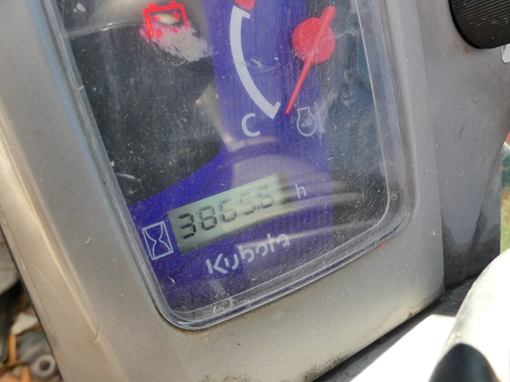 kubota-svl75-2-image-16