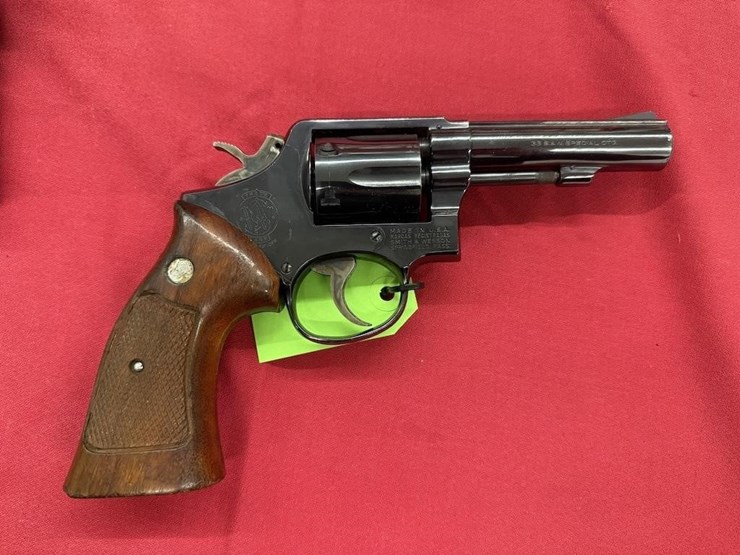 smith-&-wesson-.38-special-revolver-image-4
