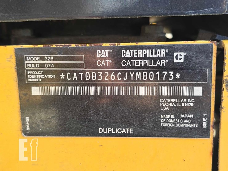 2020-caterpillar-326-image-40