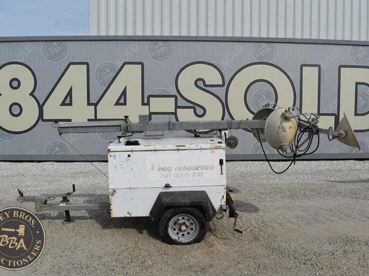 allmand-bros-towable-light-tower-42908-image-2