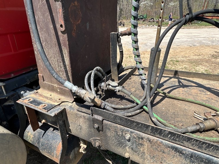 #31965-•-1989-mack-r688-tandem-axle-truck-tractor-image-15