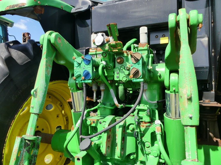 2018-john-deere-6155m-image-6
