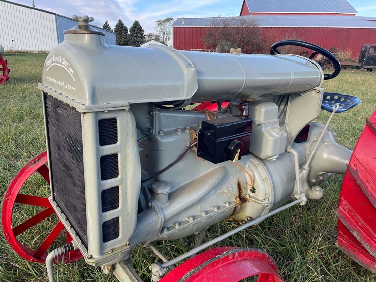 1918-fordson-tractor-image-14