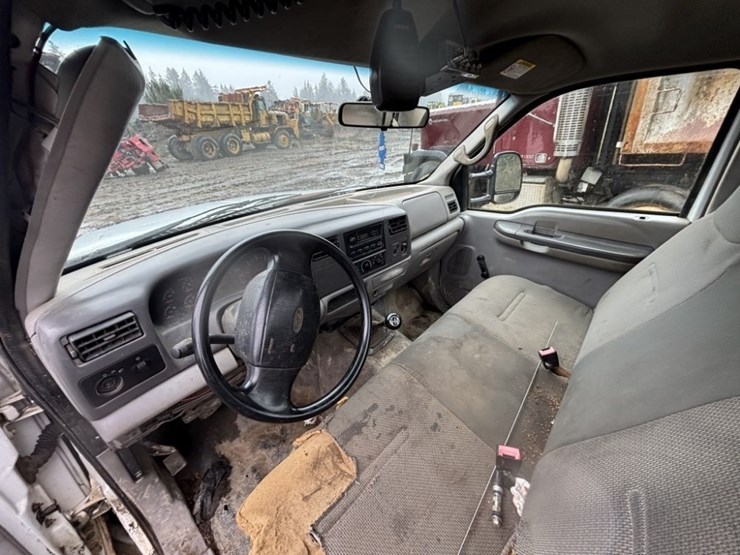 2001-ford-f350-image-22