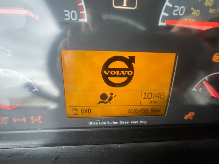 #31955-•-2012-volvo-vnl-tandem-axle-truck-tractor-image-42