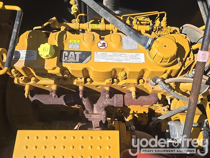 2019-caterpillar-336-image-53