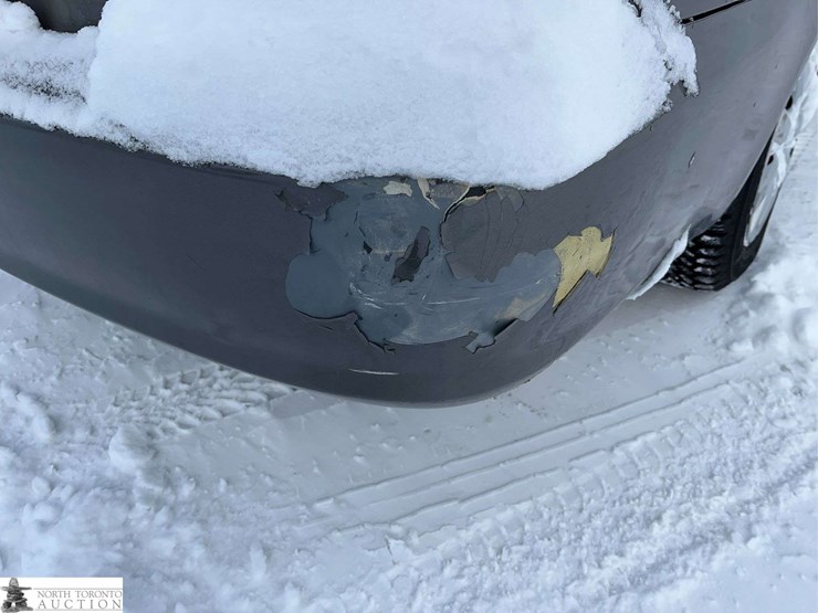 non-operable-2005-toyota-camry-4dr-sedan-image-36