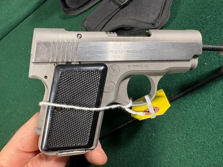 amt-"back-up"-380-cal-9mm-kurz-pistol-image-3