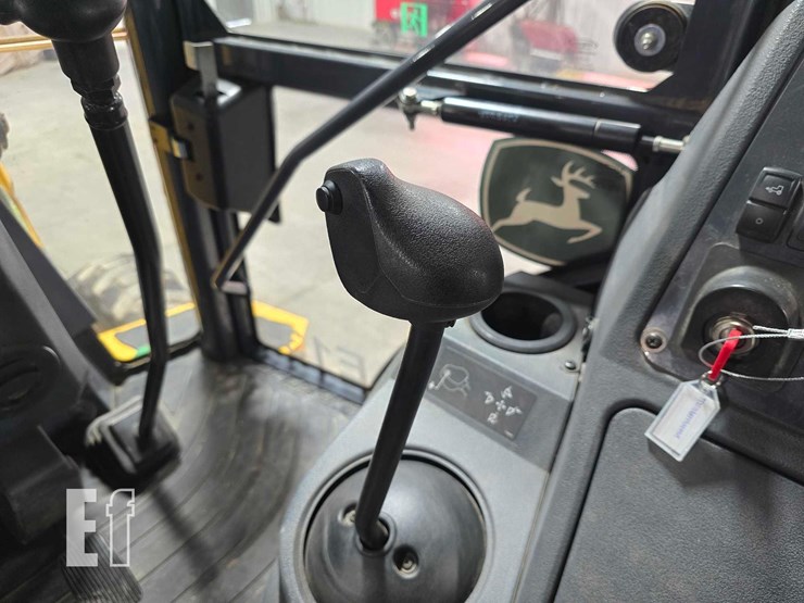 2023-deere-310-g-tier-image-22