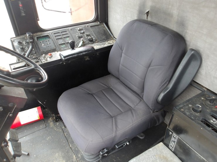 case-ih-1688-image-22