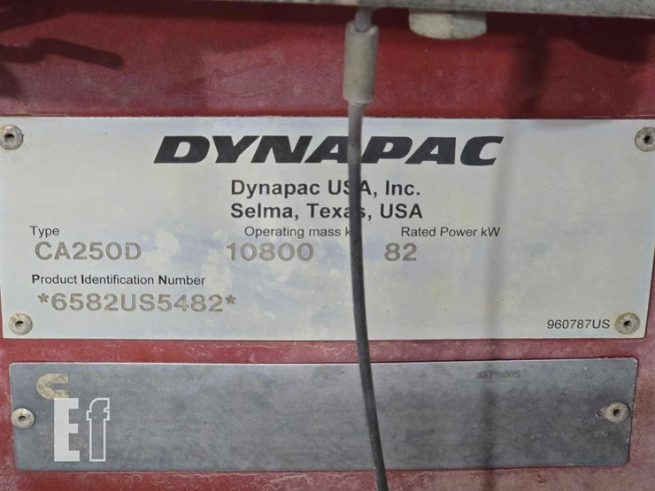 2007-dynapac-ca250d-image-27