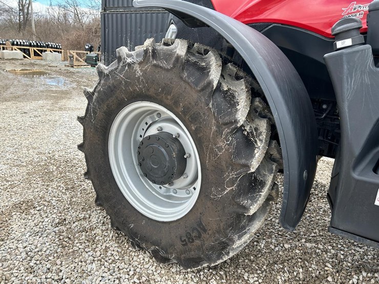2021-case-ih-vestrum-100-image-16