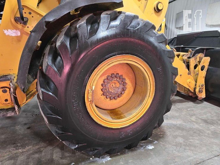 2023-caterpillar-930m-image-24