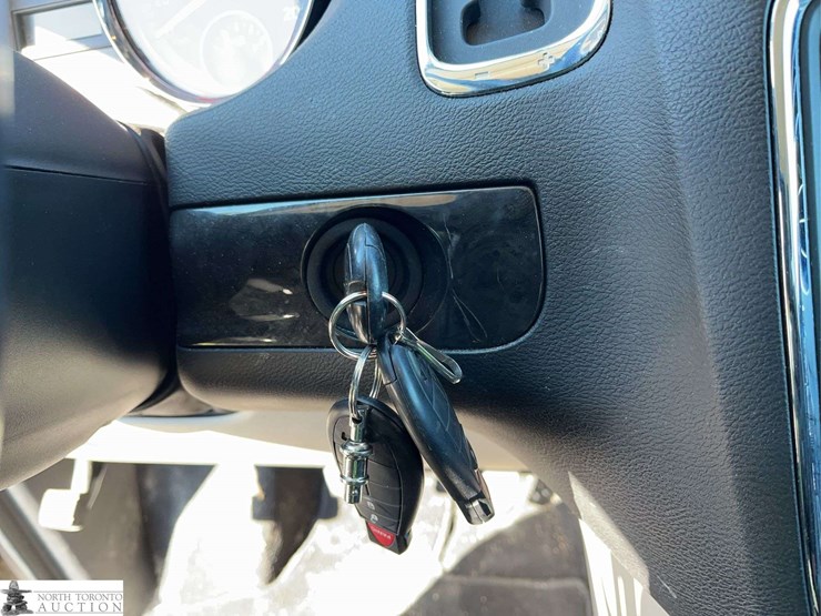 2017-dodge-grand-caravan-sxt-image-14