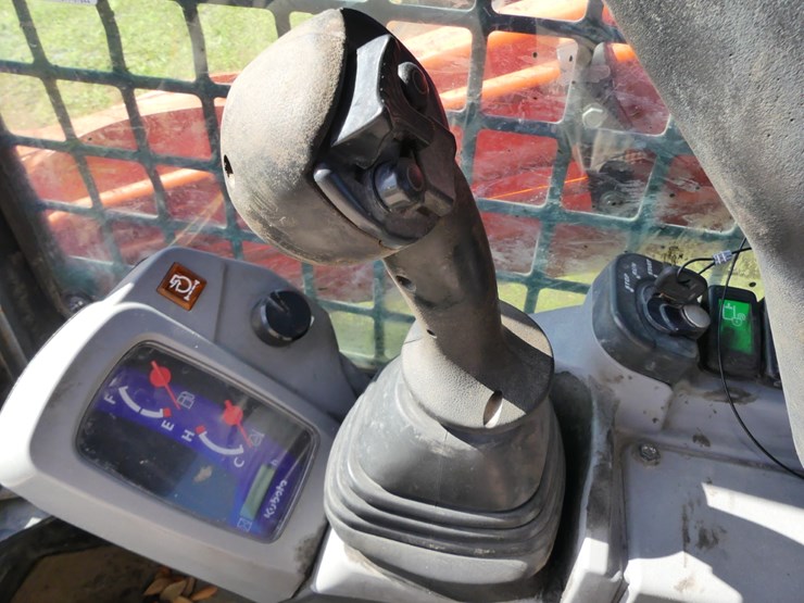 kubota-svl75-2-image-14