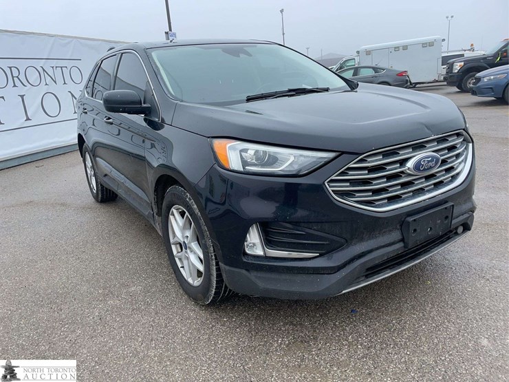 2021-ford-edge-image-3
