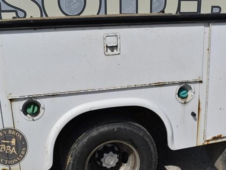 2007-chevrolet-3500-image-20